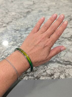 Thermochromic Mood Bangle